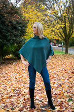 Cashmere Poncho Forest Green | Highland